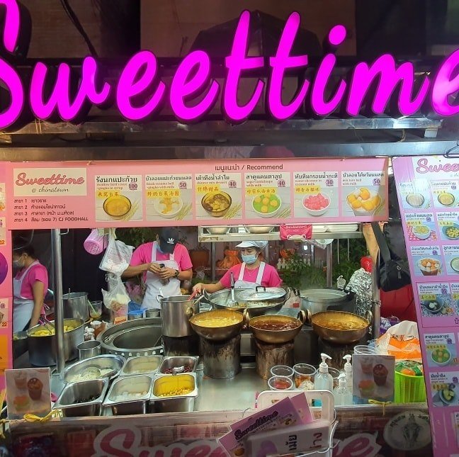 曼谷唐人街甜品手推車-Sweettime-霓虹燈非常好認_泰國甜點必吃_bangkok午茶_sweet_dessesrt_cake_toast_4