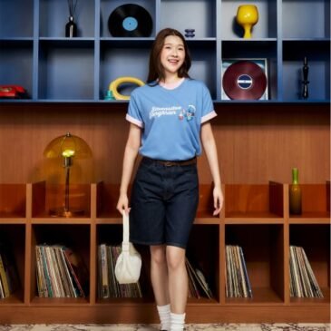 UNIQLO Thailand Stitch in Thailand UT 成人中性 63 BLUE(藍色) 短袖印花T恤