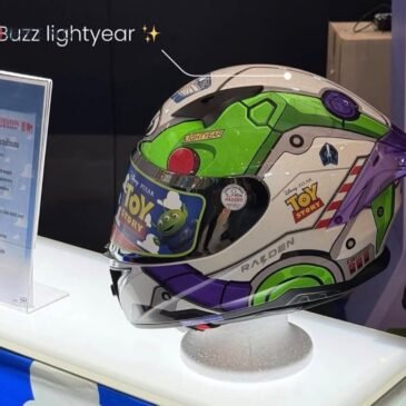 泰國現場實拍：RAIDEN EXON Toy Story Buzz Lightyear 全罩式安全帽側面